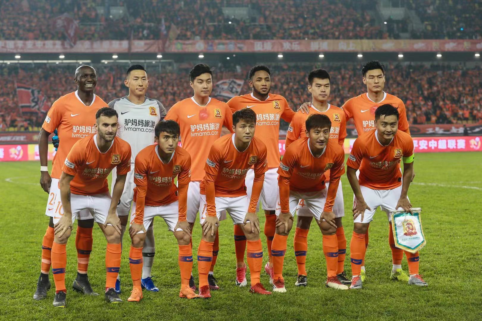 向全世界展 向全世界展