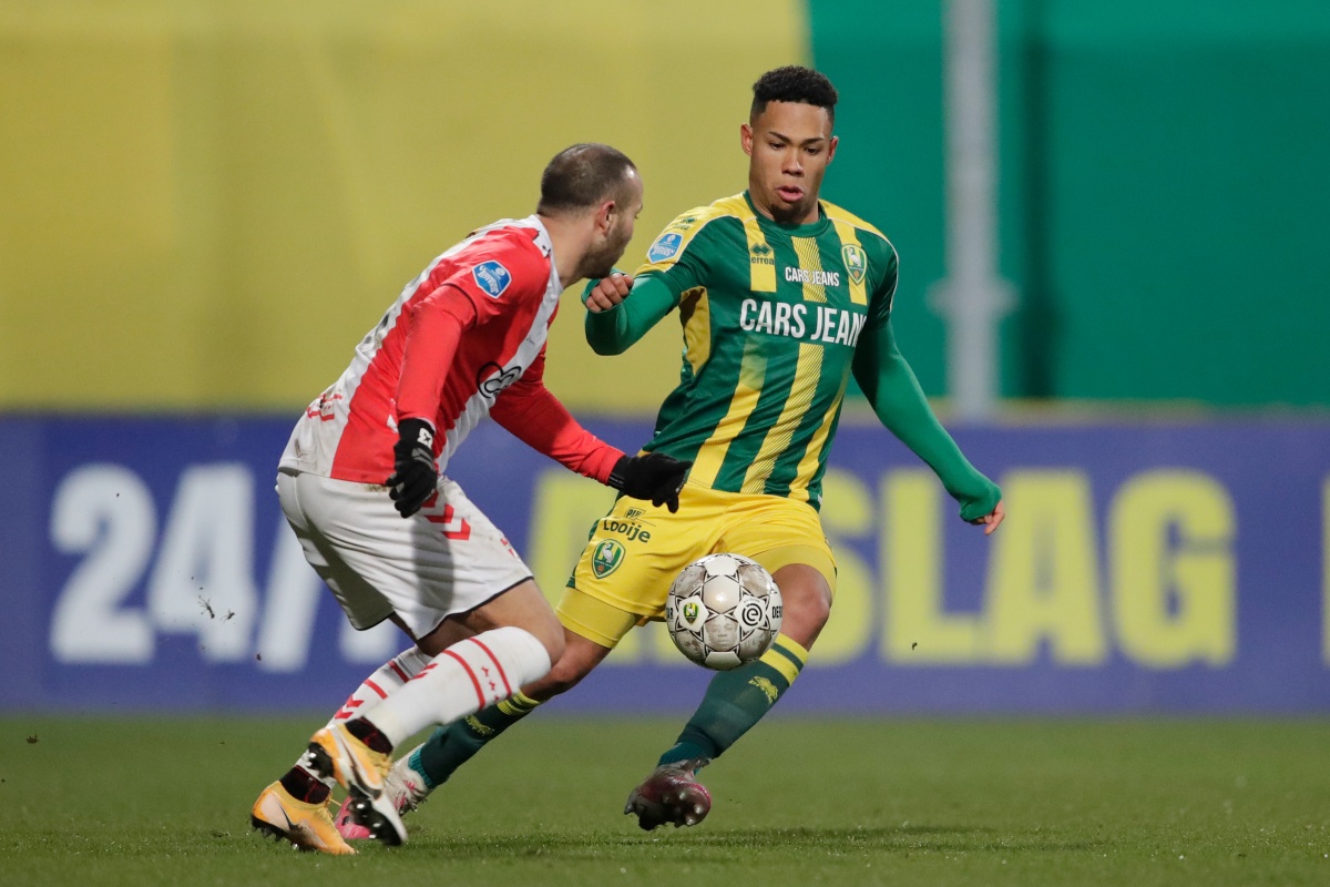 技能数值微 技能数值微